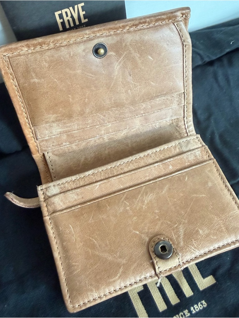Frye Small Wallet - Picture 4 of 5